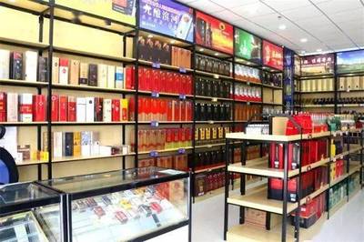 ### 同城酒庫加盟一般需要多少錢?揭秘創(chuàng)業(yè)新機遇,輕松開啟酒類零售新時代!